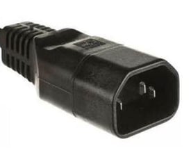 MicroConnect IEC C14 stikadapter med lige udgang og sort finish på hvid baggrund.