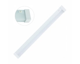 SpectrumLED Aquatica LED-armatur i hvidt, firkantet design, vist skråt med tænd/sluk-knap; 60 cm og 15 W.