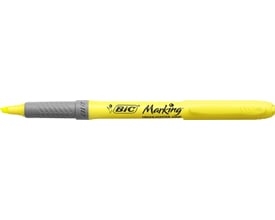 Gul BIC Brite Liner Grip-overstregningspen med skrå spids og gråt gummigreb, set fra siden.