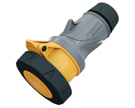 Mennekes PowerTOP Xtra R CEE-forlængerled, 16 A og 110 V, med gråt hus, gule detaljer og sorte kabeltilslutninger.