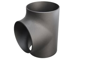 Tee i P235GH stål med dimensionerne 323,9 x 7,1 mm, viser den solide konstruktion på hvid baggrund.