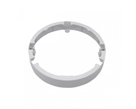 SpectrumLED overflademonteringsramme i hvidt plast, rundt design til 3 x 24W LED-paneler, måler 220x36 mm.