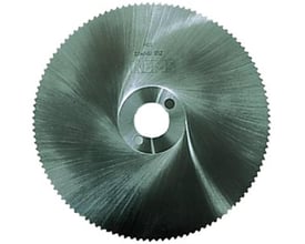 Detaljebillede af Rems HSS metalrundsavblad med 220 tænder, fremhævende klingens tynde profil og materialestyrke.