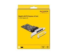 Emballagen til DeLOCK PCI Express x4-netværkskortet viser kortet med fire RJ45 Gigabit LAN-porte.