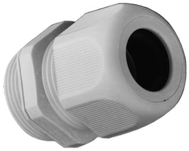 Nærbillede af IPON forskruning med PG42 gevind, viser den lysegrå PA6 materiale og gummitætning for kabler på 32-38mm.