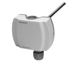 Siemens QAE2174.010 temperaturføler med 4-20mA signal og 0.1m indstikslængde, vist på hvid baggrund.