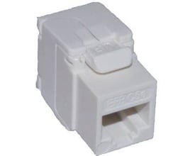 Hvid UTP Kat 5e Keystone konnektor med tool-less design, fremstillet af plast.