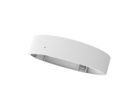 Hvid LEDVANCE Slim Alu-ramme til downlight, 205 mm, set skråt fra undersiden med åbningen og monteringsdele synlige.