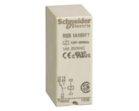 Schneider Electric stikbensrelæ RSB 1A160F7 med 1 C/O-kontakt, 16A 250VAC og 120V spolespænding, fremstillet i Polen.