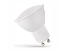 SpectrumLED GU10 LED-spot på skrå med mælkehvid front og synlige GU10-fatningsstifter, 1,5 W og 4000 K.