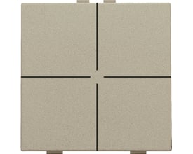 Niko 4-tryk i champagne farve til NHC systemet, med et moderne design og fire trykflader.