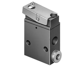 Festo Stem act. valve VS-3-1/8. Tæt på en pneumatisk ventil med en vippende aktuatorkontakt og gevindtilslutninger.