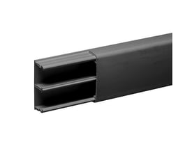 Schneider Electric OptiLine Mini kabelkanal i sort PVC med to rum og dimensionerne 45x18 mm, vist fra siden.