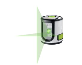 Grøn krydslaser med en klar grøn vandret og lodret linje, der projiceres ud fra enheden på en hvid baggrund.