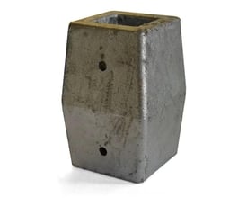 Detaljeret visning af AVK spindelovergang type 04/D, epoxybelagt støbejern med to små huller på siden.