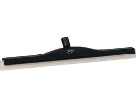 Vikan drejeledsskraber i sort med 600mm bredde og hvid dobbelt cellegummikassette, vist på hvid baggrund.