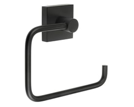 Smedbo House toiletpapirholder i mat sort messing med en bagplade til skjult montage. Produktet er vist på en hvid baggrund.