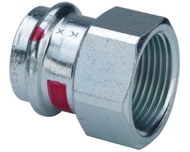 Viega Prestabo overgangsmuffe 12 mm x 3/8 tomme set skråt forfra med synligt indvendigt gevind.