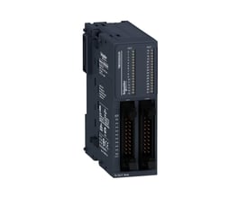 Schneider Electric TM3 DO32 NPN HE udvidelsesmodul til PLC med 32 digitale NPN-udgange og 24V forsyning, set fra højre vinkel.