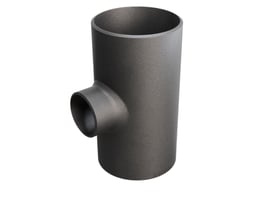 P235GH stålt-stykke med dimensionerne 114,3/3,6x60,3/2,9 mm, hvid baggrund.