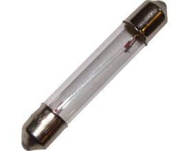 En klar glødepære på 24V og 3W med S8 fatning, måler 6x36mm.