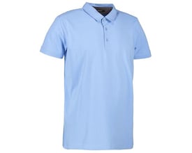 ID Identity polo i lys blå stretch single jersey med skjortekrave, 4XL, vist forfra med to matchende knapper.