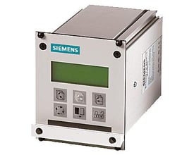 Siemens MAG 5000 signalomsætter til 19" rackmontering med grøn skærm og knapper, 230V.