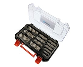 Thürmer borsæt med HSS-metalbor fra 1 til 6 mm samt 3,3 og 4,2 mm i sort rumkasse med åbent låg.