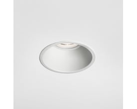 Astro 5701 Minima rund downlight i mat hvid finish, set forfra med indbygget varmt LED lys.