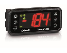 Display CH660 til styring med sort front, røde tal og betjeningsknapper samt Dixell- og Emerson-logoer.