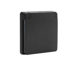 Niko adapterramme med dæksel i sort, 1-modul, med hængslet beskyttelsesafdækning for stænkttæt indbygning.