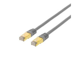 DELTACO S/FTP Cat7 patchkabel i grå med gyldne RJ45-stik og halogenfri kappe, 7 meter langt.