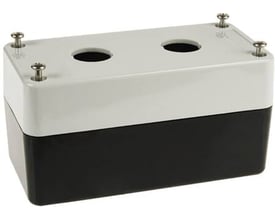 Omron kontrolbokskabinet A22Z-B102 med to runde huller i toppen og fastgørelsesskruer, hvidt låg og sort bund.