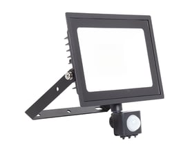 Ansell Lighting Eden LED projektør i sort med PIR sensor, vist fra siden på hvid baggrund.
