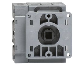 ABB lastafbryder 63A, 4-polet, viser frontpladen med drejehåndtagets firkantede udtræk og monteringshuller.