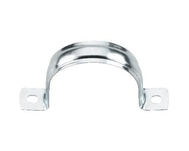 Kabelbøjle nr. 20 FZB i galvaniseret metal med to fastgørelseslapper og hvid baggrund.