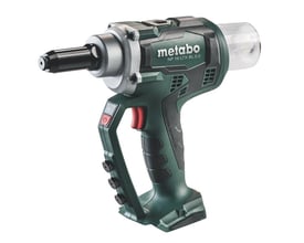 Metabo NP 18 LTX BL 5.0 akku-blindnittepistol i grøn og sort med transparent beholder til nitterester.