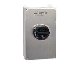 KATKO IsoSafe isolator Ker 480 RA4 2XKST32P KST16M med rektangulært stålkabinet og sort drejegreb set forfra.