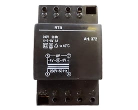 Sort RTB trafo til DIN-skinne montage med mærkning Art. 372, 230V 50 Hz, 4-6-8V 1A.