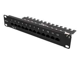 DELTACO 10-PATCH16 patchpanel med 12 Cat6 UTP RJ45 porte i sort metal og monteringshuller, vist på hvid baggrund.