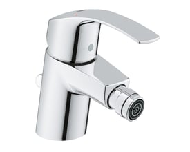 Grohe Eurosmart 2015 etgrebsarmatur til bidet i krom, set skråt forfra med langt greb og tud.