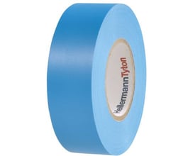 HelaTape Flex 1000+ el-tape i blå vinyl, 0,18 x 19 mm og 20 m lang, med logo på kernen.