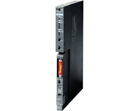 Siemens S7-400 PS405 D strømforsyning med en tydelig batteriindikator og knapper på frontpanelet.
