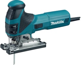 Makita stiksav 4351FCTJ med 720W motor og ergonomisk greb i blå og sort. Værktøjet har en savklinge monteret og er klar til brug.