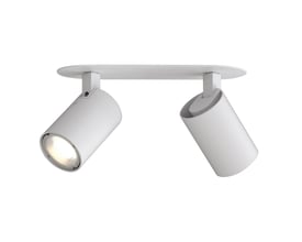 Astro Lighting Ascoli Twin indbygningsspot i mat hvid med to kipbare GU10-spotlamper, vist i forskellige retninger.