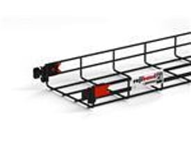 Sort BK8® gitterbakke på 60/200 mm med en sort, korrosionsbestandig belægning og synlige orange monteringsdetaljer.