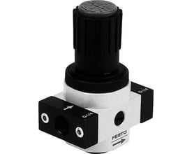 Festo trykregulator LR-1/4-D-O-MIDI i midi-størrelse med drejeknap med lås og G1/4 tilslutninger, fremstillet i metal og sort plast.