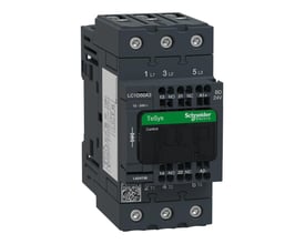 Detaljebillede af Schneider Electric TeSys D 50A kontaktor, der viser mærkning, terminaler og integrerede hjælpekontakter (1 NO + 1 NC).