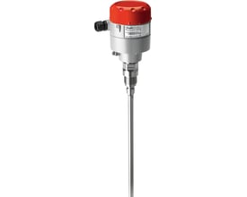 Danfoss væskeniveauføler AKS 4100 med rød top, sølvfarvet hus og 1000mm lang probe på hvid baggrund.