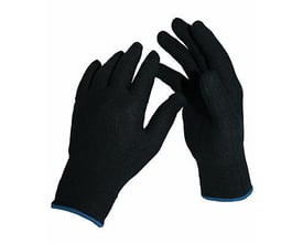 Et par sorte, uforede bomuldshandsker med Lycra og blå ribkrave er vist mod en hvid baggrund.